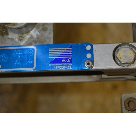 (L-90/4) Vanad  lennukiistmed