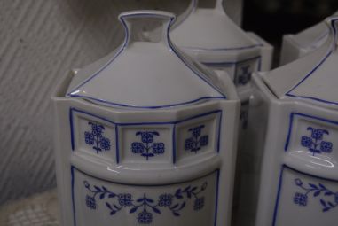 (n-453/1) Portselanist kuivainetoosid, komplekt 5tk