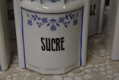 (n-453/1) Portselanist kuivainetoosid, komplekt 5tk