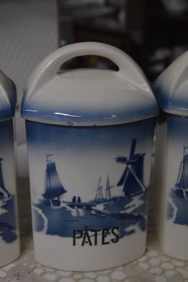 (11-519/3) Ditmar Urbach, suured kuivainetoosid, komplekt 4tk