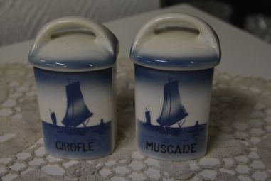 (11-519/4) Ditmar Urbach, kannud ja  kuivainetoosid, komplekt 4tk