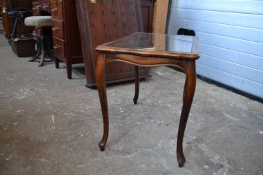 (11-551/3) Rotangiga diivanilaud