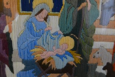 (P-793)  Tikitud usuteemaline pilt