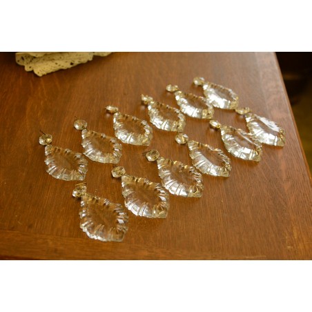 (8-361/2) Kristalllühtri tagavara kristallid , 12  tk komplektis