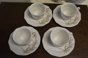 (n-4543/9) Gallo Galerie de Porcelaine Villeroy & Boch Group "Punane moon", kohvitassid-taldrikud, 4tk 2