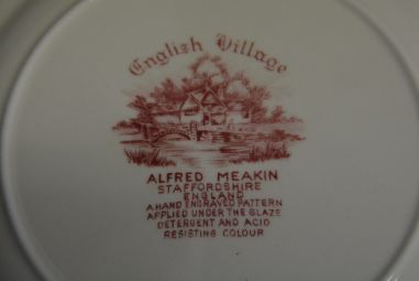 (n-4553/1) Alfred Meakin, Staffordshire, English Vill, punased salatitaldrikud, 6tkage