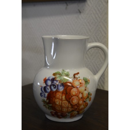 (n-4577)  Puuviljadega piimakann