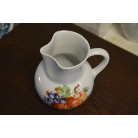 (n-4577)  Puuviljadega piimakann