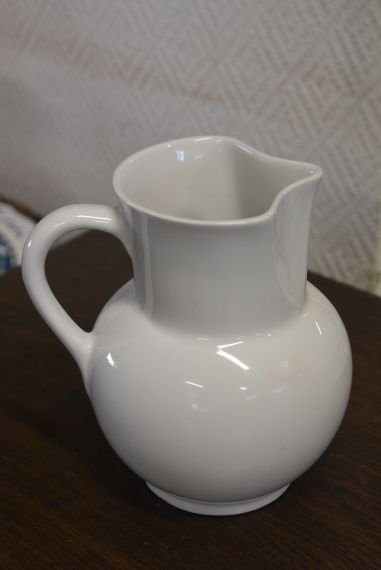 (n-4577)  Puuviljadega piimakann