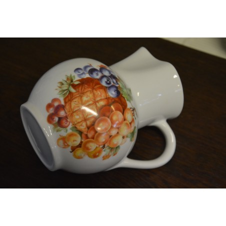 (n-4577)  Puuviljadega piimakann