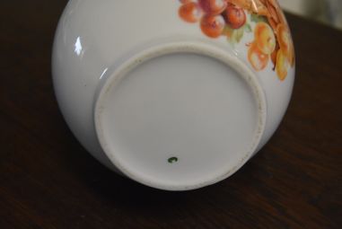 (n-4577)  Puuviljadega piimakann