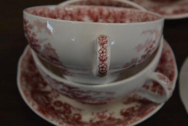 (n-4600/5) Alfred Meakin, Romance, punased puljongikausid-taldrikud, 4tk