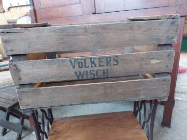 (10-762/5) Õmblusmasina jalal huvitav riiul