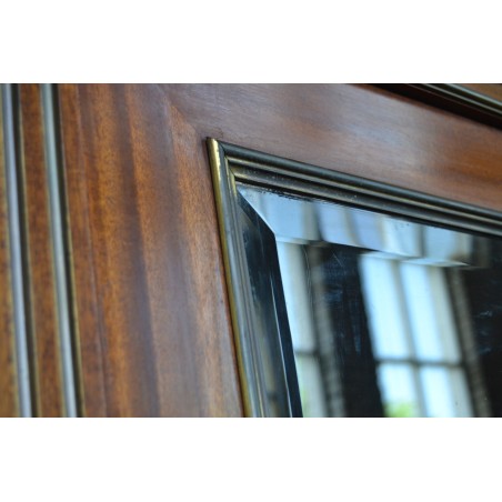 (11-515) Suur ustega riiulitega kapp, raamatukapp, riidekapp