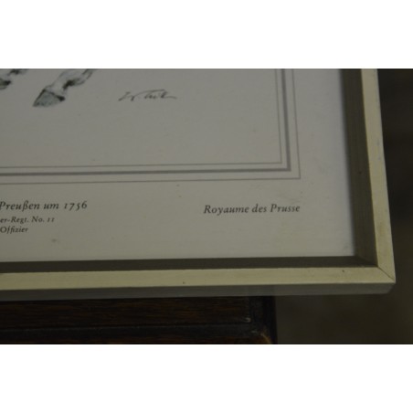 (n-4718) Raamitud militaarsed pildid, 2tk