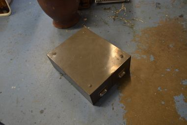 (11-074) Vana metallist kartoteegikapp