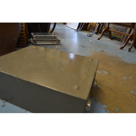 (11-074) Vana metallist kartoteegikapp