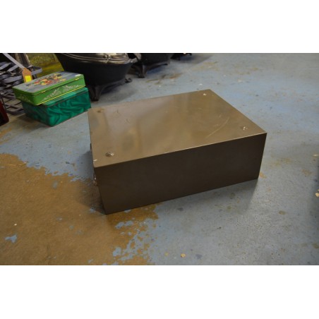 (11-074) Vana metallist kartoteegikapp