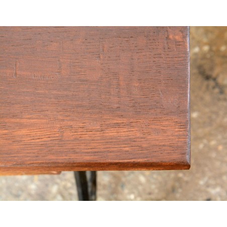 (11-077/6) Õmblusmasina jalgadel riiul (11-077/6) Õmblusmasina jalgadel riiul