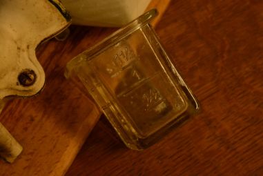 (10-731) HT Armin seinapealne kohviveski