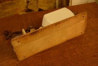 (10-731) HT Armin seinapealne kohviveski