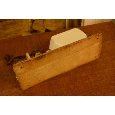 (10-731) HT Armin seinapealne kohviveski