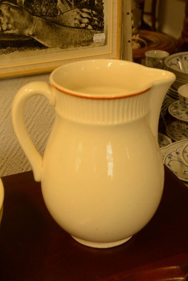 (n-3710) VEB Steingut Colditz kätepesukauss-kann