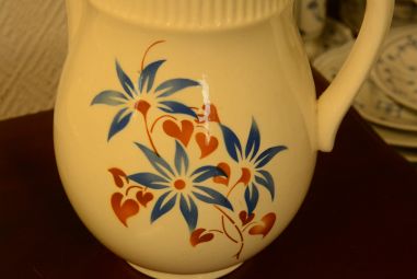 (n-3710) VEB Steingut Colditz kätepesukauss-kann