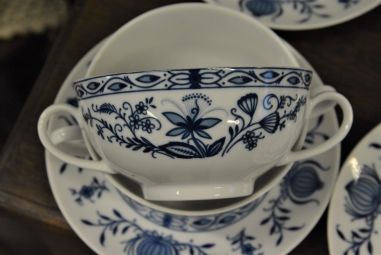 (n-4779/3) Bavaria Seltmann Weiden Echt Kobalt sibulamustriga puljongikausid-taldrikud, 6tk