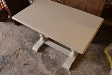 (L-285) Valge diivanilaud