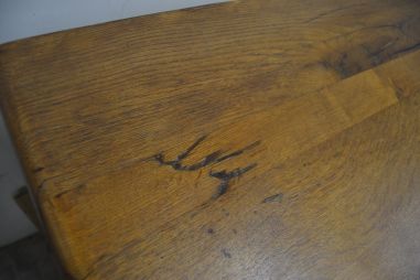 (12-008) Suurem rustikaalne kapp