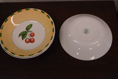 (n-4875)  Churchill kirssidega supi-pastataldrikud, 4tk