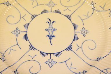 (n-4922)  Boch Freres Copenhagen ümar vaagen