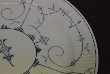 (n-4922)  Boch Freres Copenhagen ümar vaagen