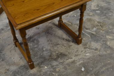 (n-5009/3) Väiksem lauake