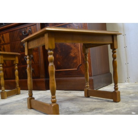 (n-5009/3) Väiksem lauake