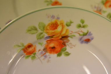 (n-4958/1) Roosilised salatitaldrikud, 8tk