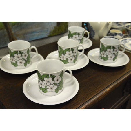 (n-4971/7) Azberg, õunapuuõitega kohvitassid-taldrikud, 5tk