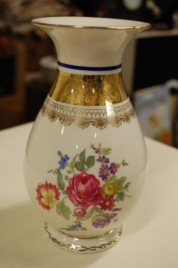 (n-5091) Bavaria, lilleline vaas 2