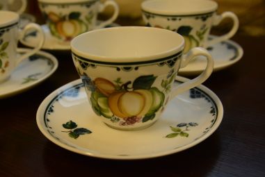 (n-871/3) Bavaria, Seltmann Weiden puuviljadega kohvitassid-taldrikud, 6tk