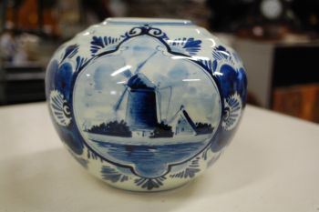 (n-5222) Delft-Blau käsitsimaalitud vaas 2