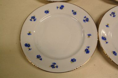 (n-5192/15)  Bavaria  rukkililledega salatitaldrikud, 4tk