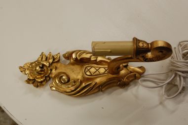 (L-301) Gustav stiilis puidust seinalamp