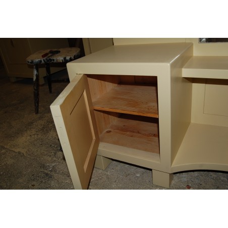 (M-3) MASSPRODUKT A/S Tallinn  peegliga kapp