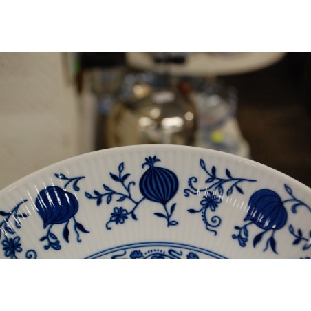 (n-5000/3) Bavaria Seltmann Weiden sibulamustriga supi-pastataldrikud, 6tk