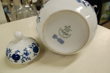 (n-5300/5) Bavaria Seltmann Weiden sibulamustriga kann