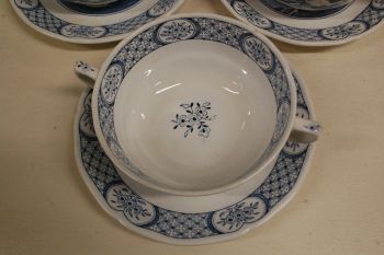 (n-5301/4)  Furnivals Limited Old Chelsea Rd nr 647812, pujongitassid-taldrikud, 3tk 2