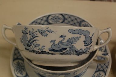 (n-5301/4)  Furnivals Limited Old Chelsea Rd nr 647812, pujongitassid-taldrikud, 3tk