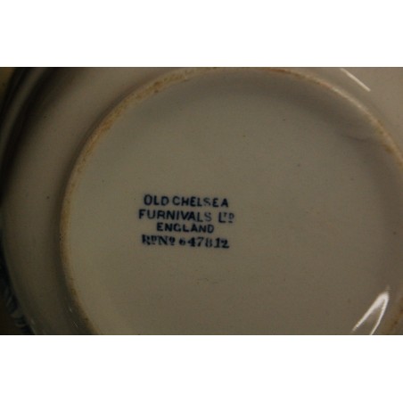 (n-5301/4)  Furnivals Limited Old Chelsea Rd nr 647812, pujongitassid-taldrikud, 3tk