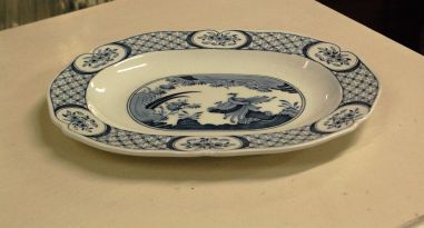 (n-5301/6)  Furnivals Limited Old Chelsea Rd nr 647812, väike ovaalne vaagen